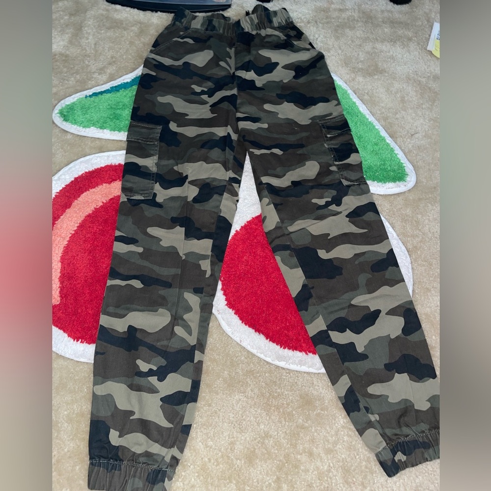 Camo cargos
